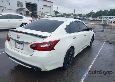 2017 Nissan Altima 2.5 Sr из США, поврежденный, VIN 1N4AL3AP3HC488711